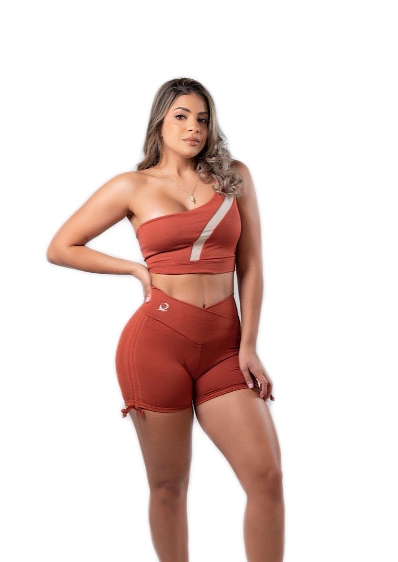 V Waist Scrunch Shorts